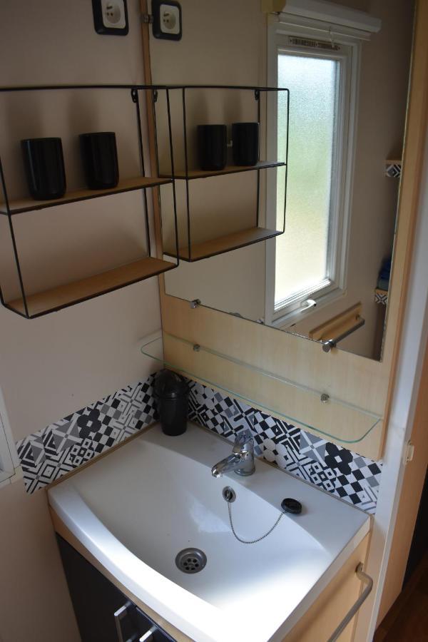 Mobil-Home Sur Terrain Bucolique Hyeres Exterior photo
